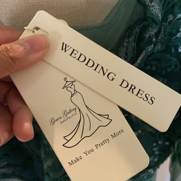 Plus size wedding dress, formal floor length gown unmarked size 24 - Picture 10 of 10